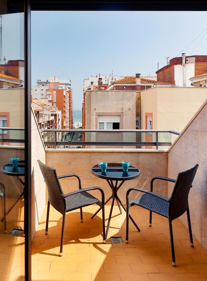 Atico Con Terraza, Vistas Al Mar Y Parking En Playa De S Lorenzo Apartamento Gijón